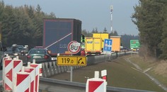 Řidiči na D1 jsou nepoučitelní. Policisté pokutují hlavně za rychlost