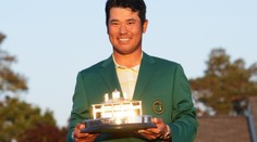 Slzy dojetí! Japonský golfista ovládl jako první Asiat golfové Masters