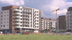Bydlení bude dostupnější, slibují strany voličům. Odborníci ale kroutí hlavou