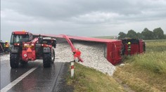Tragická nehoda na Kutnohorsku. Řidič auta nepřežil střet s náklaďákem