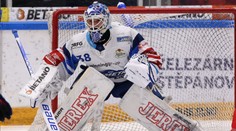 Třinec a Kometa mají mečbol. Furch předvedl v závěru fantastický zákrok