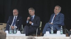 Začal agrosalon Země živitelka. Zeman vyzval k zastropování cen energií