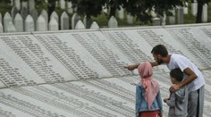 Srbové se bouří, za popírání genocidy v Srebrenici mohou jít do vězení