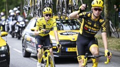 Vingegaard si užíval celkové vítězství na Tour. V Paříži vyhrál o centimetry Meeus