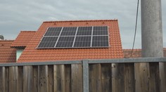 Lidé v Jemnici bojují s památkáři kvůli fotovoltaice. Mají ze střech sundat panely