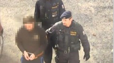 Krvavá vražda dvojčat: Pavel zasadil jednomu z bratrů sto ran!