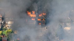 Ve Velké Británii vypukly obří požáry. Stojí za tím extrémní vedra