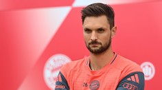 Tragédie u brankáře Bayernu. Po dlouhé nemoci mu zemřel malý syn