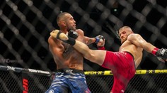 Blachowicz padl, Ulberg chce titulový zápas. Procházka všemu přihlížel