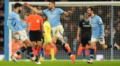 Citizens odvrátili v Lize mistrů blamáž, Real i Bayern musí do play-off