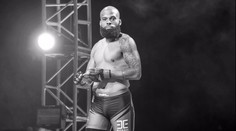 Zemřel talentovaný zápasník MMA. Před dvěma měsíci byl ještě v kleci