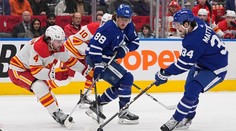 Nylander zničil pěti body Vladařovo Calgary, Češi tentokrát nebodovali