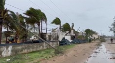Cyklon Chido pohřbil na ostrově Mayotte stovky lidí. Je to apokalypsa, tvrdí úřady