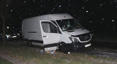 V Česku řádí falešní policisté. Na dálnici přepadli řidiče a ukradli mu auto