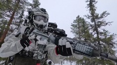Švédští vojáci trénují boj v zimě. NATO chce posílit obranu na severu