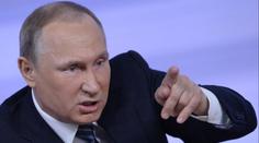 Byla to chyba, šeptají si v Kremlu o invazi. Bojí se dalších Putinových kroků