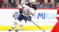 Zkrat v NHL! Khaira brutálně složil soupeře krosčekem do hlavy