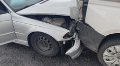 Hromadná nehoda uzavřela dálnici D1 ve směru na Prahu. Havarovala čtyři auta