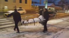 Tragická nehoda: Řidič zabil chodce a ujel. Hledá se zelený seat