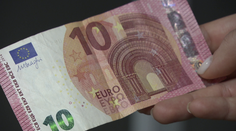 Politik žádá, aby na eurech byli tvůrci vakcíny. Jak se vám návrh líbí? ANKETA