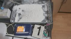 Policie v Ostravě zadržela dealery drog. Laboratoř měli v pronajatém bytě