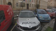 Zásah policie na krajském úřadě. Kvůli azbestu v Milovicích prohledávají kanceláře