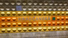V pražském metru zasahovali policisté. Hledali muže s pistolí