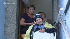 Absurdní případ: Stařenka nemá nárok na příspěvek na auto, prý je málo postižená