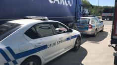 Nájezd gangu zlodějů: V noci na dálnicích vykradli desítky kamionů!