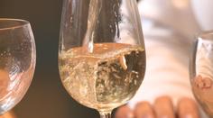 Česko má problém s alkoholismem. K závislosti se blíží 1,5 milionu lidí
