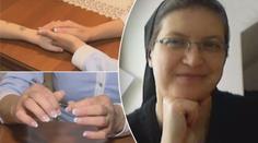 Žena píchala děti špendlíkem, aby pochopily utrpení Ježíše!