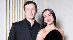 Zpěvačka Dua Lipa se vdala. Fanoušky překvapilo, jakou svatbu si zvolila