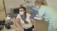 Očkování v Kroměříži: Senioři nedostali vakcínu, problémy jim dělá registrace