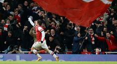 VIDEO: Rosický obral soupeře a sólo z půlky PRECIZNĚ zakončil. Arsenal slaví postup