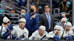 Krásný příběh z NHL. Fanynka zachránila život členovi týmu, objevila mu nádor