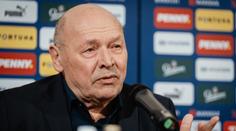 Vyhazov trenéra bez náhrady byl krok vedle. Cesta na MS bude těžká, tvrdí experti