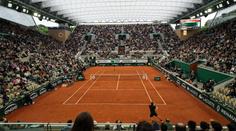Konec alkoholu na French Open. Fanoušci už přestřelili
