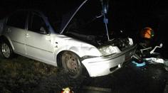 Dvě čelní srážky skončily tragicky: Jeden mrtvý, 12 zraněných!