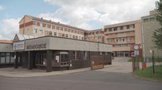 Nemocnice zasažená svrabem. Vedení podle zaměstnanců problém ignoruje
