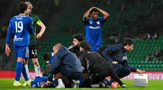 Hrůzné scény při zápase Sportingu. Banální skluz ukončil fotbalistovi sezónu