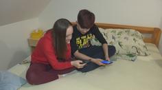 Závislost na mobilech roste. Nejhůře jsou na tom mladí