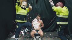 Štáfek se dostal do křížku s maskoty Sparty. Hvězda Novy skončila svázaná