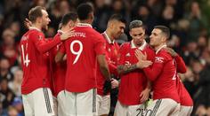 Přetahovaná o United. Rekordní částky nabízí katarský šejk i anglický šlechtic