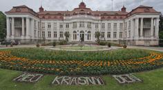 Karlovy Vary se rozhodly neprodat Alžbětiny lázně