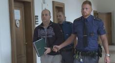 Exmanželku dostal na vozík! Jiří (47) ji nejprve pobodal a postřelil