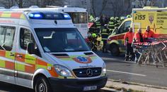 Při srážce autobusů v Praze se zranilo 30 lidí, hlavně dětí!
