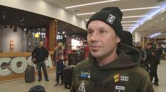 Češi před odletem na Dakar. Podmola bolí zápěstí, Michka probudila dcera