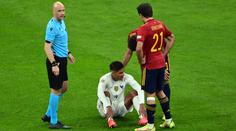 Kalamita v obraně Manchesteru United! Zranil se další reprezentační stoper