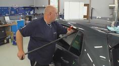 Kroupy lidem poničily auta. Škodám se přitom dá zabránit