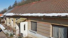 Věznění a týrání na Lounsku: Obviněného už dříve odsoudili, řeší to ministerstvo